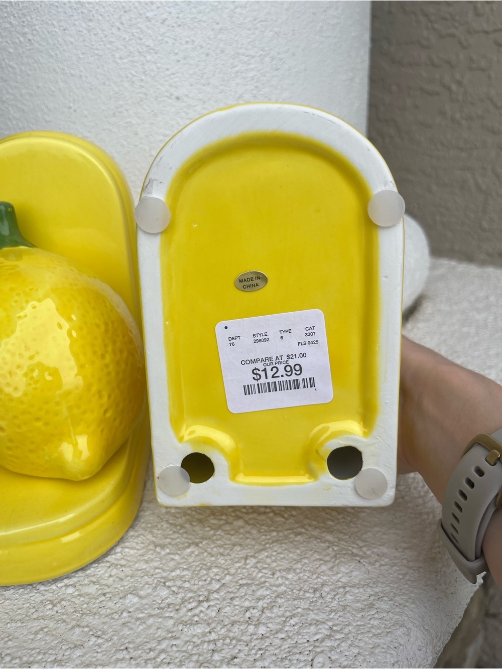 Ceramic Yellow Lemon Bookends - Picture 4 of 7